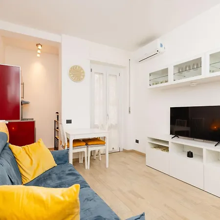 Apartament Bacio Di Velluto Vicino Metro Mediolan