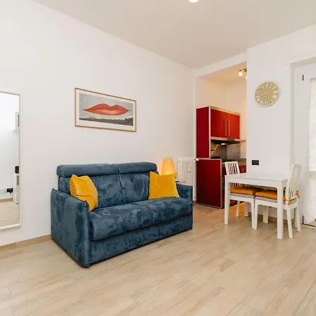 Bacio Di Velluto Vicino Metro Apartamento